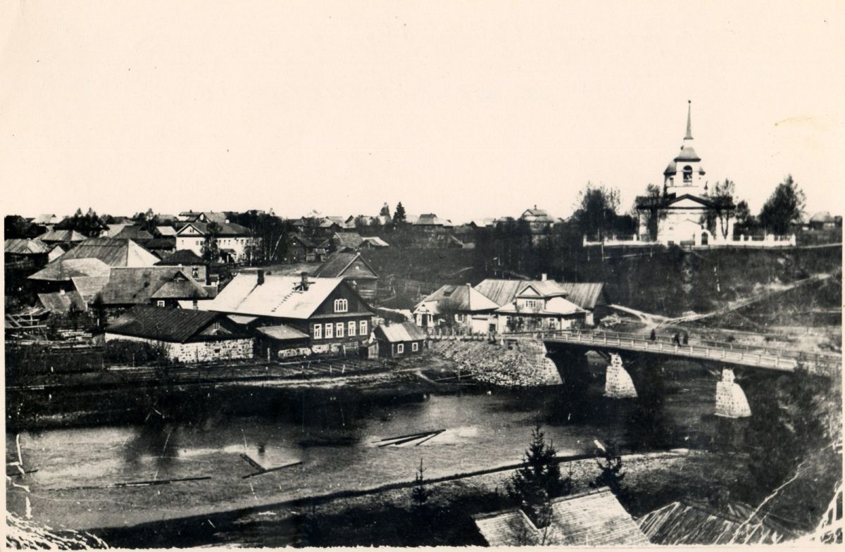 Церковь Тихвинской иконы Божией Матери, Осьмино (Лужский район, Ленинградская область). архивная фотография, Западный фасад. Фото 1910-х годов из приходского архива
