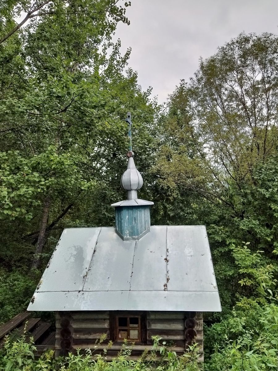 Часовня Успения Пресвятой Богородицы, Новинки (Лявля) (Приморский район, Архангельская область). фасады