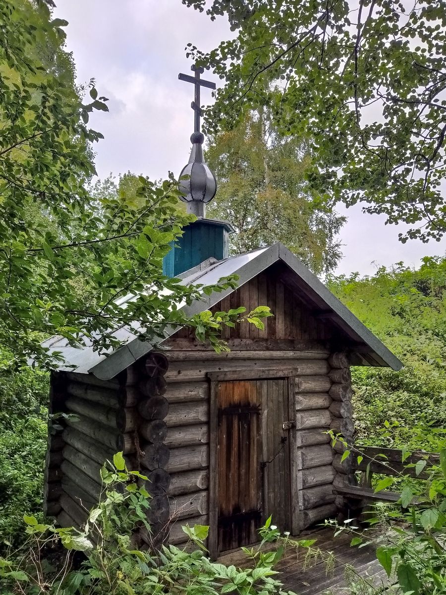Часовня Успения Пресвятой Богородицы, Новинки (Лявля) (Приморский район, Архангельская область). фасады