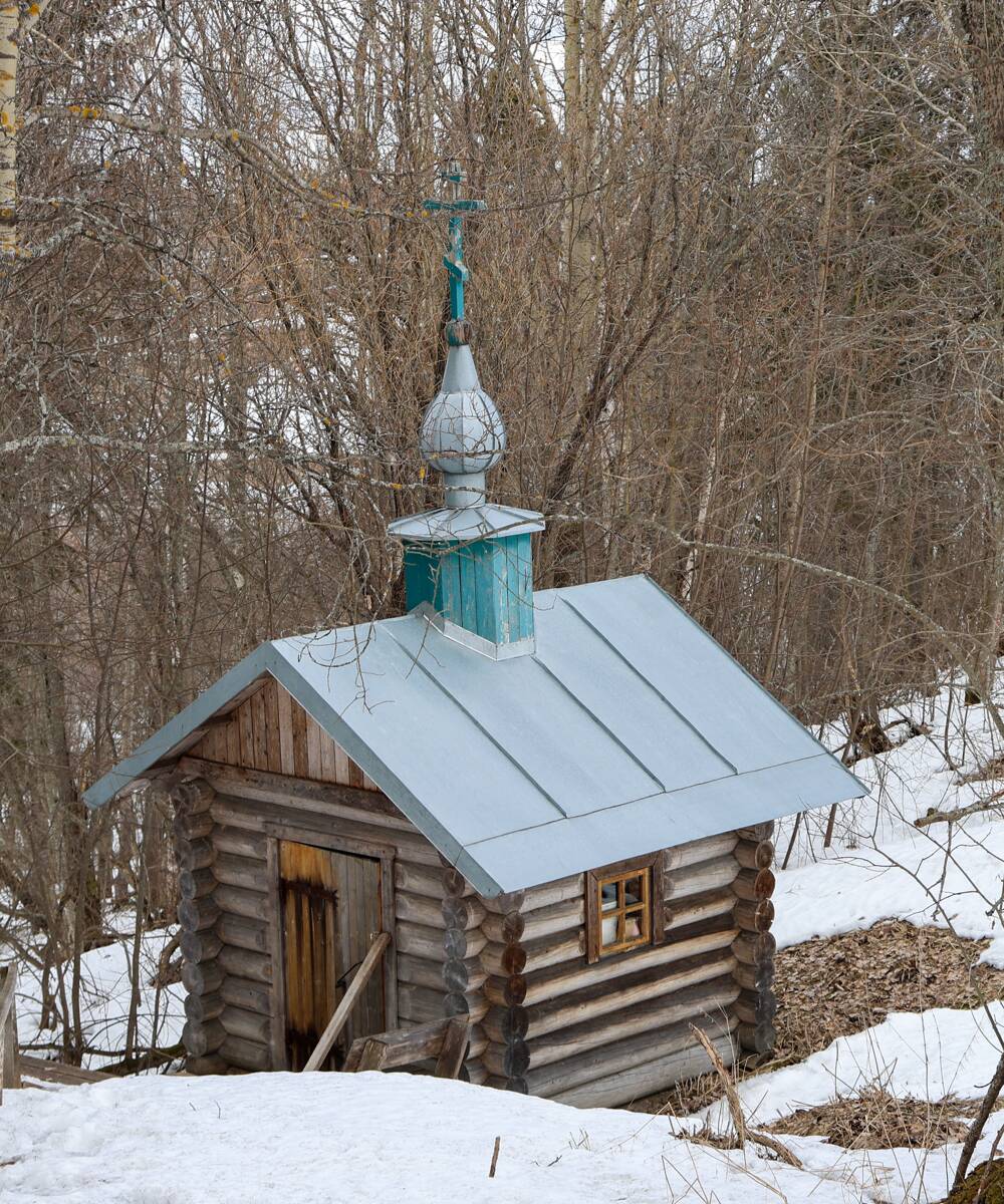 Часовня Успения Пресвятой Богородицы, Новинки (Лявля) (Приморский район, Архангельская область). фасады