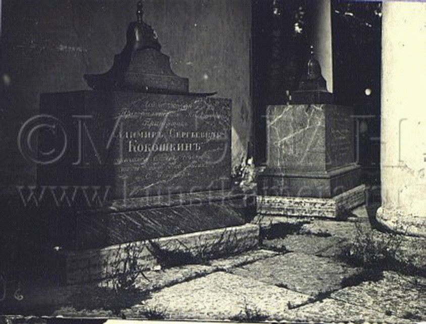 Церковь Тихвинской иконы Божией Матери, Анненское, урочище (Кировский район, Ленинградская область). архивная фотография, Фото 1926 г. с сайта http://poxoronka.ru/forum/67/38345-kladbishche-pri-tserkvi-tikhvinskoj-bozhej-materi-anninskoe