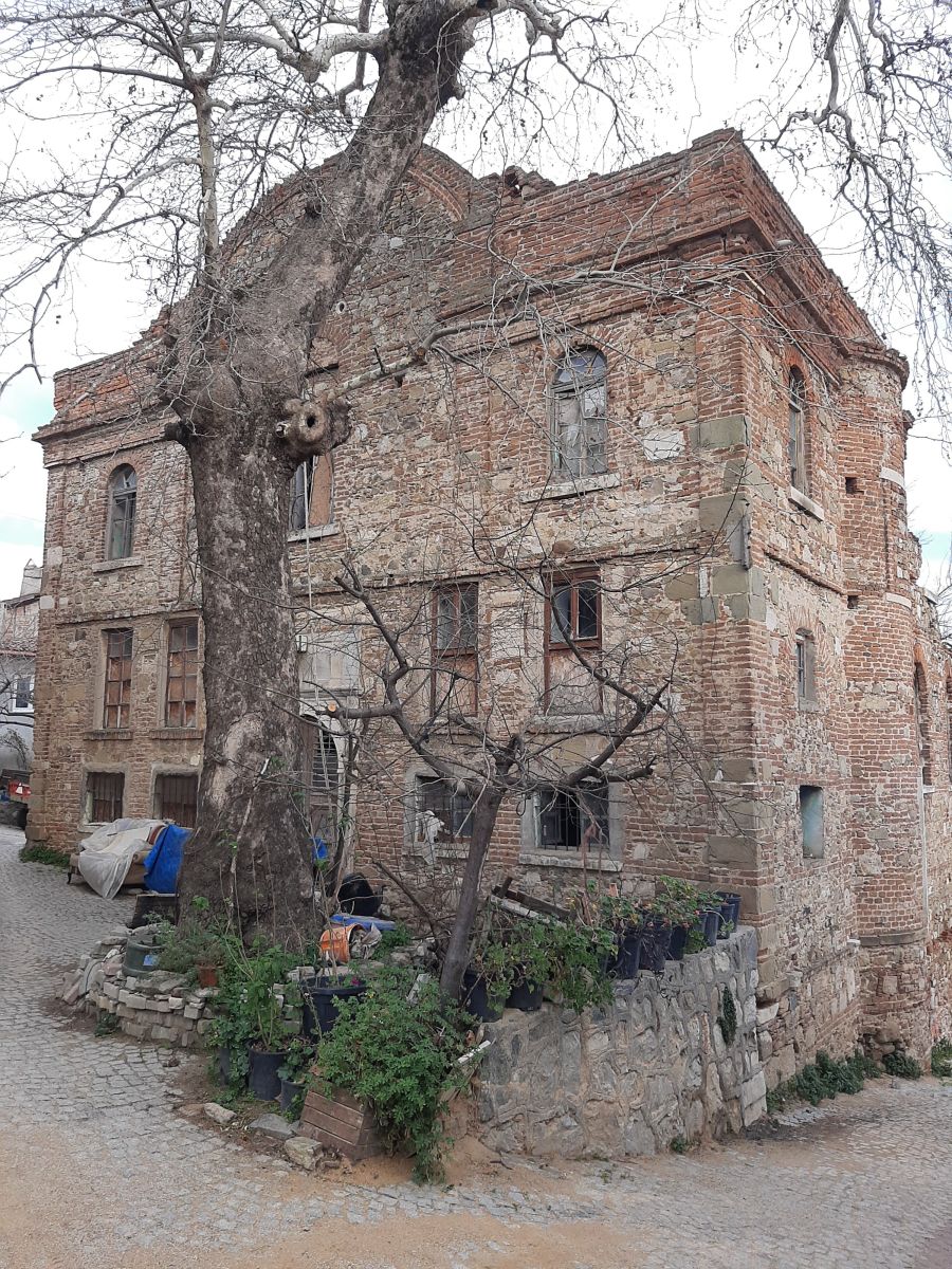Церковь Иоанна Богослова, Трилья (Бурса, Турция). фасады, Западный фасад
