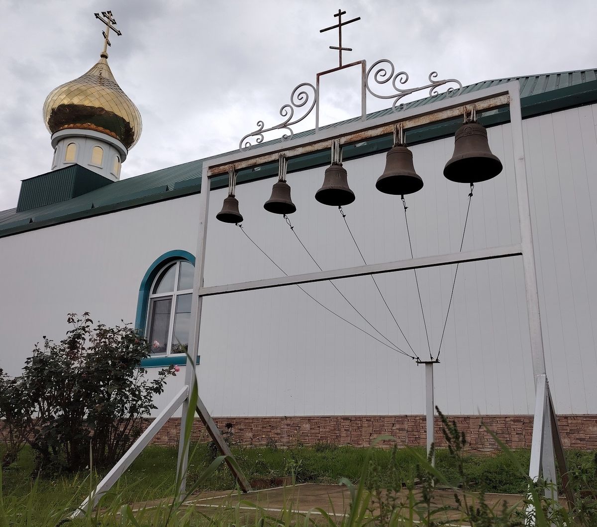 Церковь Сергия Радонежского, Сергиевская (Кореновский район, Краснодарский край). дополнительная информация, Звонница