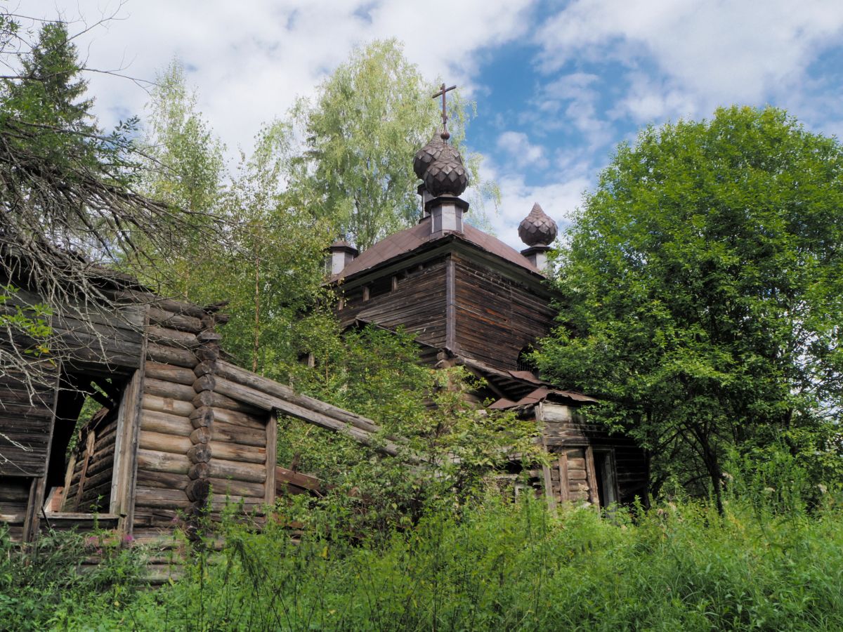 Церковь Воскресения Христова, Леонтьево, урочище (Судиславский район, Костромская область). архитектурные детали