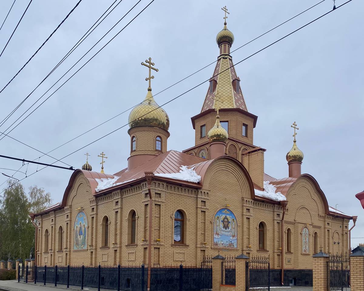 Вид  с СВ, фасады. Церковь Троицы Живоначальной, Барнаул (Барнаул, город, Алтайский край)