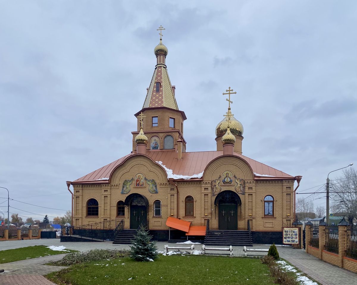 Вид от колокольни, фасады. Церковь Троицы Живоначальной, Барнаул (Барнаул, город, Алтайский край)