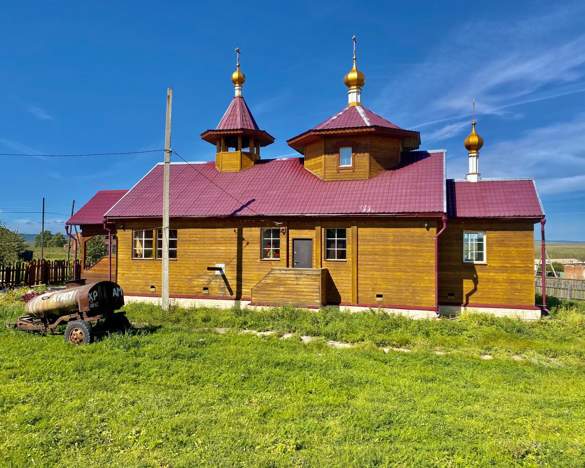 Церковь Михаила Архангела, Харат (Эхирит-Булагатский район, Иркутская область). фасады, Южный фасад