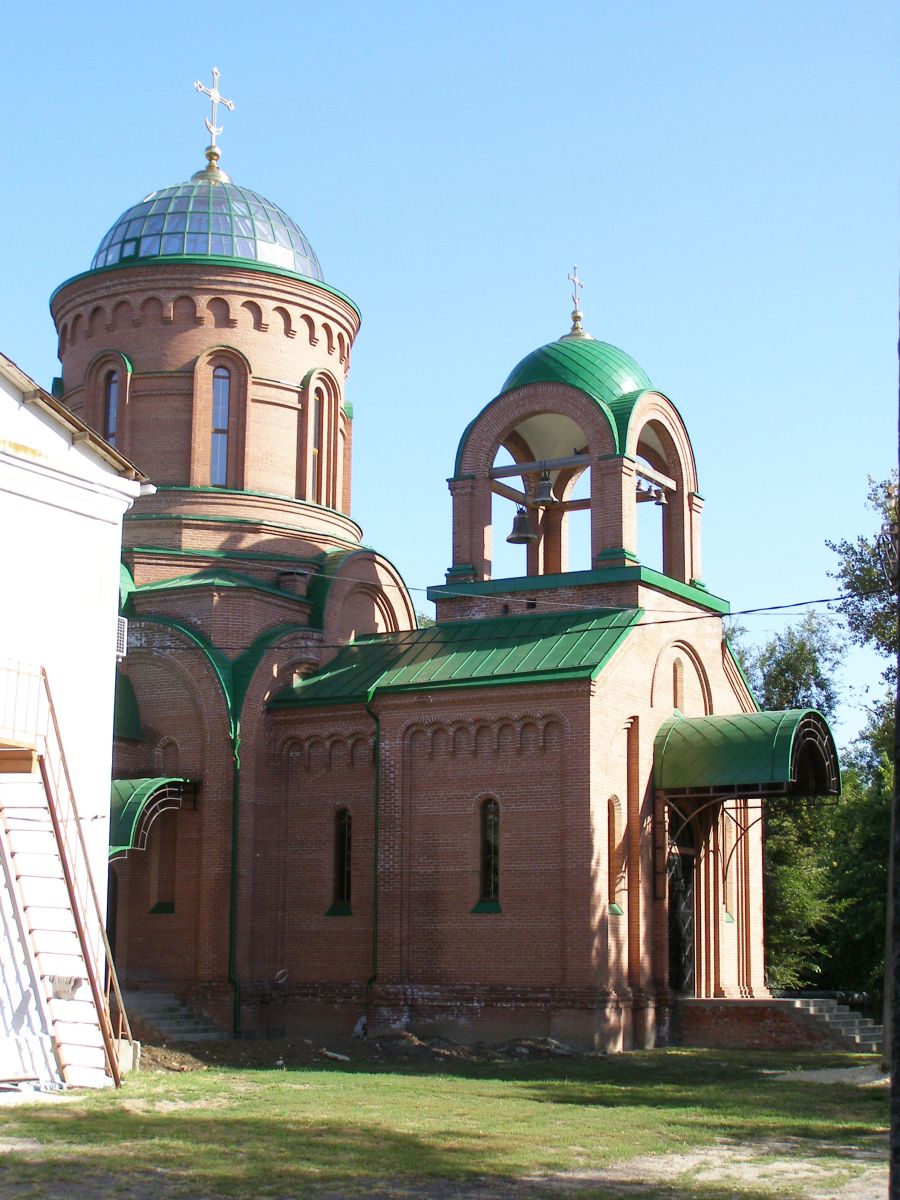Церковь Димитрия Донского, Донской (Новочеркасск, город, Ростовская область). архитектурные детали, Вид с северо-запада