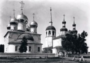 Храмовый комплекс. Собор Преображения Господня и церковь Василия Великого, Фотоснимок с дореволюционной фотографии начала ХХ века.<br>, Белозерск, Белозерский район, Вологодская область