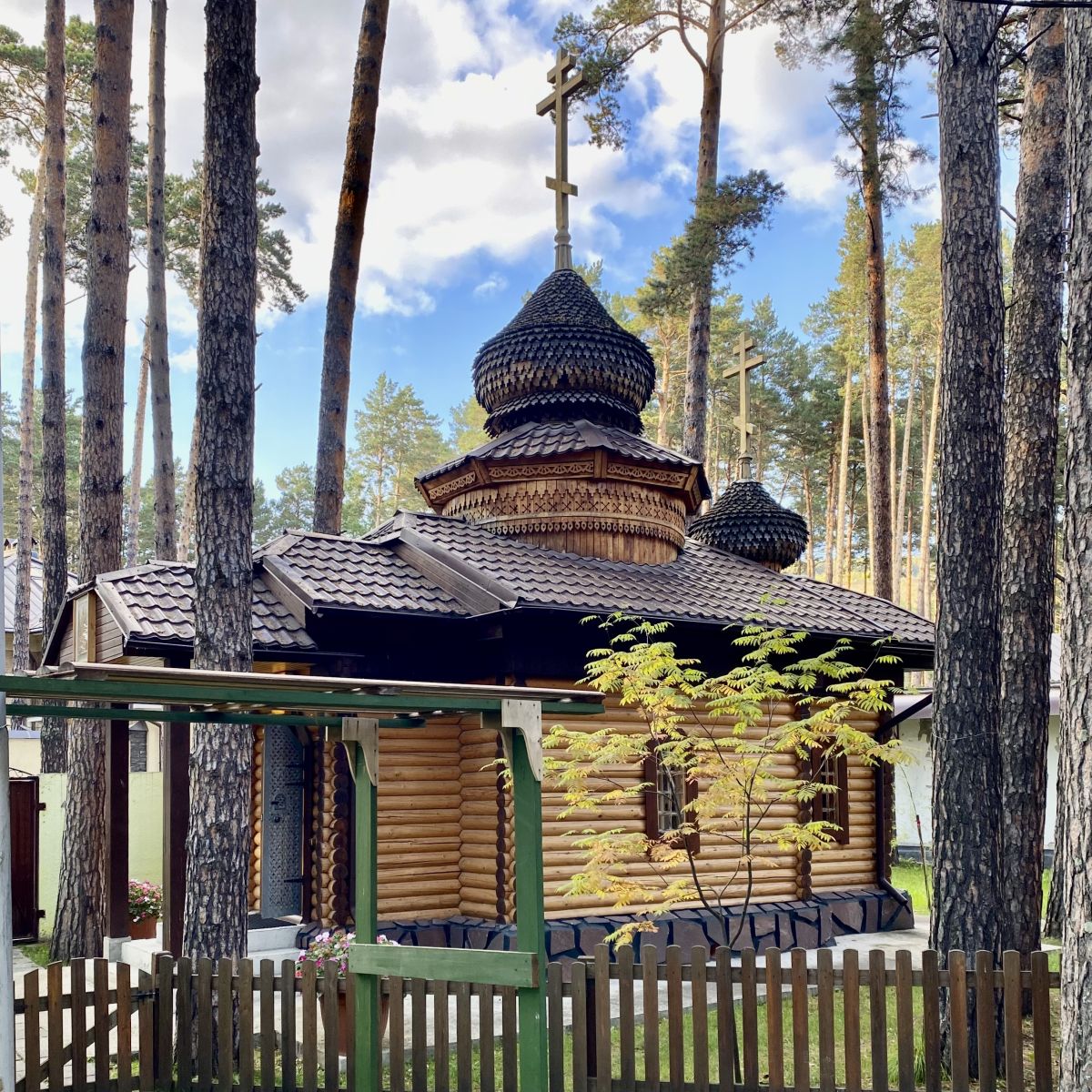 Сосны. Церковь Мучеников младенцев Вифлеемских. фасады, Вид с ЮЗ