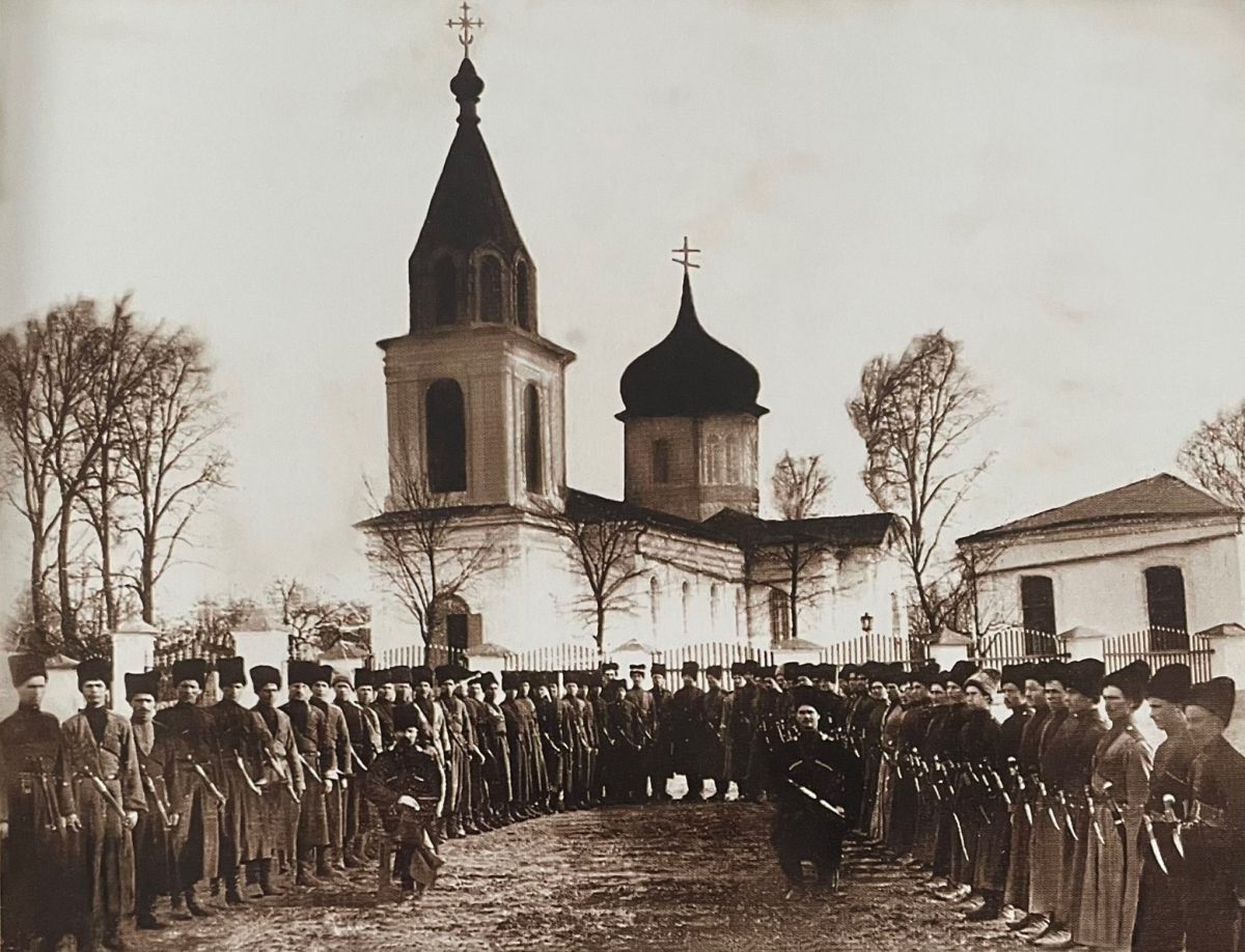 Старотитаровская. Церковь Успения Пресвятой Богородицы (старая). архивная фотография, Старинное фото из фондов Темрюкского историко-археологического музея