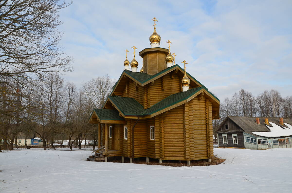 Церковь Рождества Пресвятой Богородицы, Бутчино (Куйбышевский район, Калужская область). фасады, Вид с юго-востока