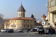 Церковь Георгия Победоносца у моста Багратиони, Приходской дом и глава церкви, вид с Кутаисской ул.<br>, Дидубийский район, Тбилиси, город, Грузия