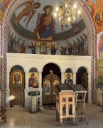 Неизвестная малая церковь при церкви Георгия Победоносца у моста Багратиони, Интерьер<br>, Дидубийский район, Тбилиси, город, Грузия