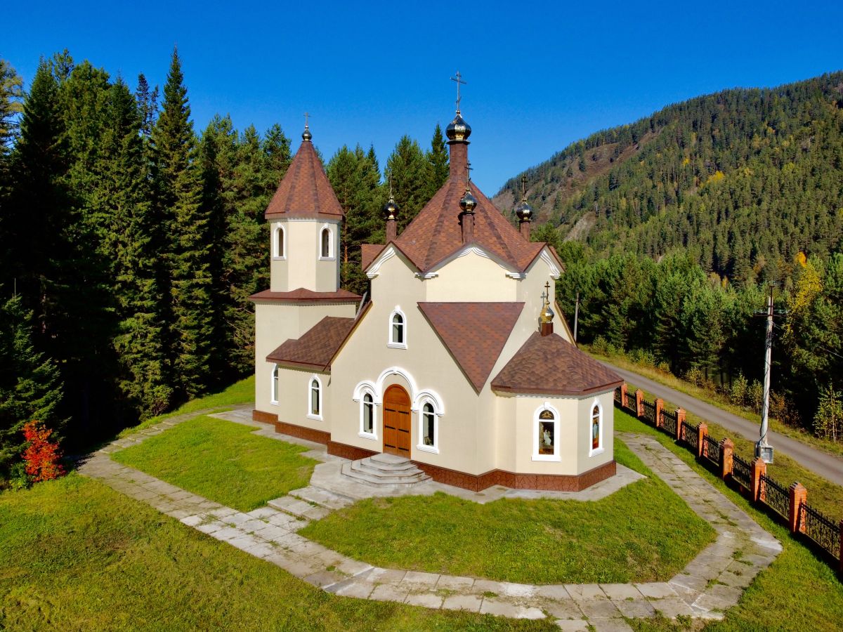 Церковь Георгия Победоносца, Береть (Берёзовский район, Красноярский край). фасады, Вид с ЮВ