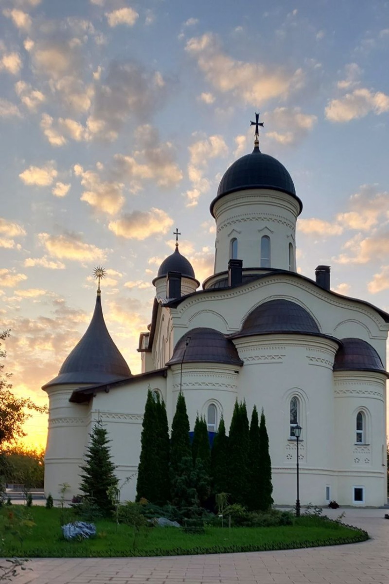 Удеревка. Церковь Покрова Пресвятой Богородицы (новая). фасады