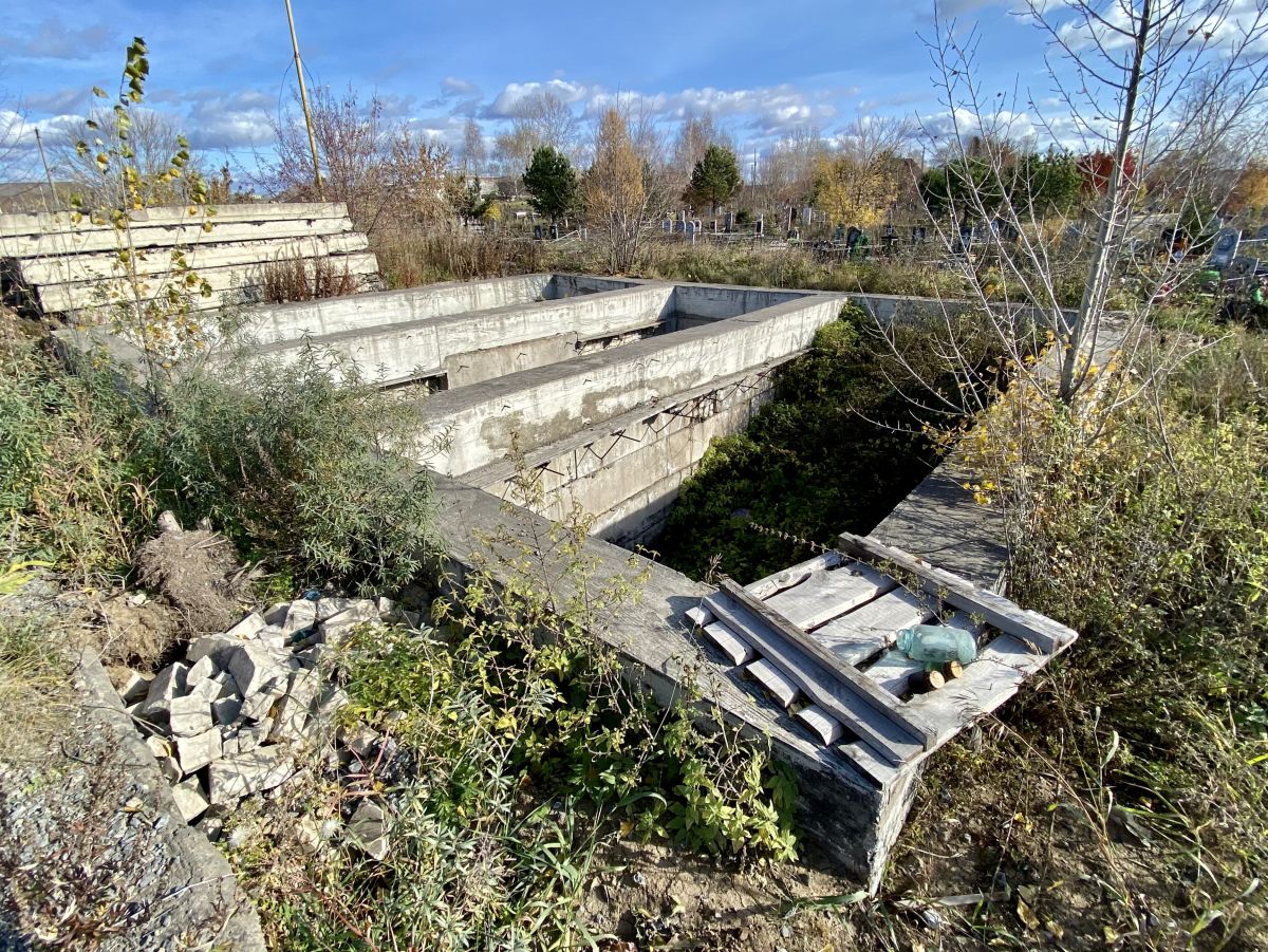 Церковь Воздвижения Креста Господня при городском кладбище (строящаяся), Ачинск (Ачинский район и г. Ачинск, Красноярский край). документальные фотографии, Фундамент