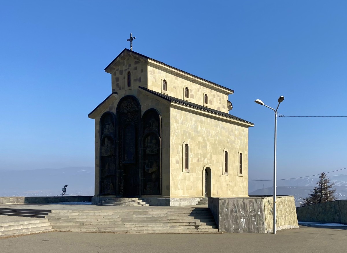 Тбилиси. Церковь Благовещения Пресвятой Богородицы на горе Кениси. фасады, Вид с юго-запада
