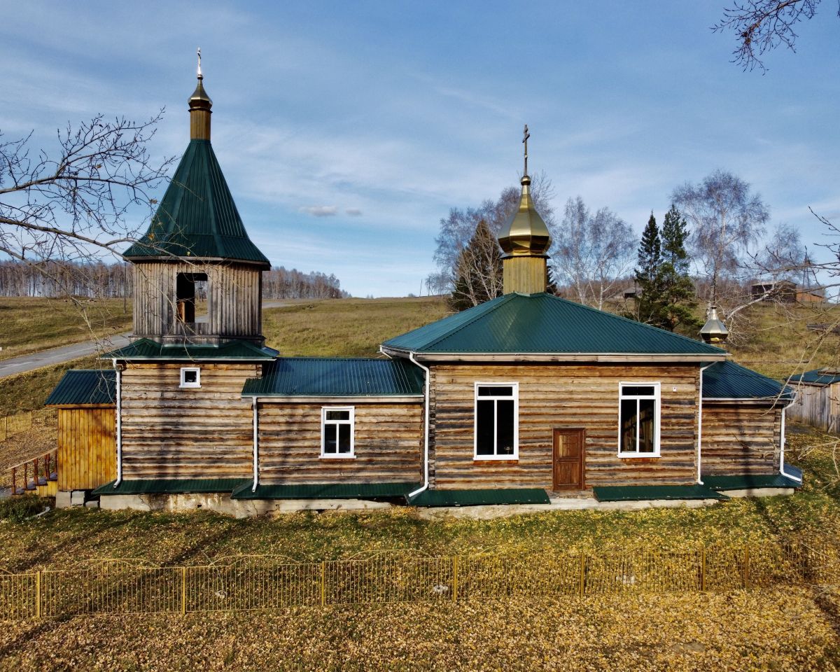 Церковь Николая Чудотворца, Новоникольск (Большеулуйский район, Красноярский край). фасады, Вид с юга