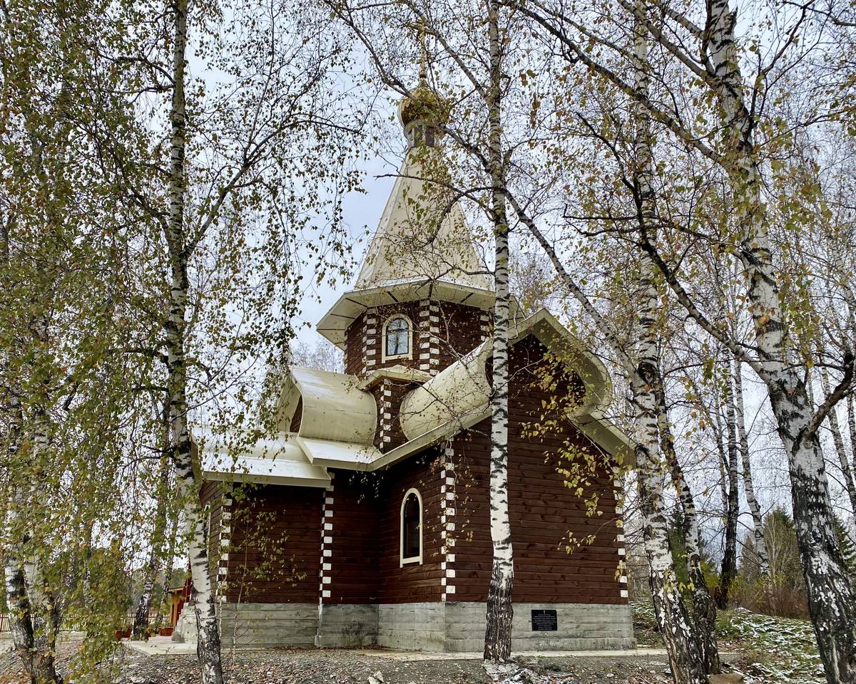 Вид с востока, фасады. Церковь Илии Пророка, Соузга (Майминский район, Республика Алтай)