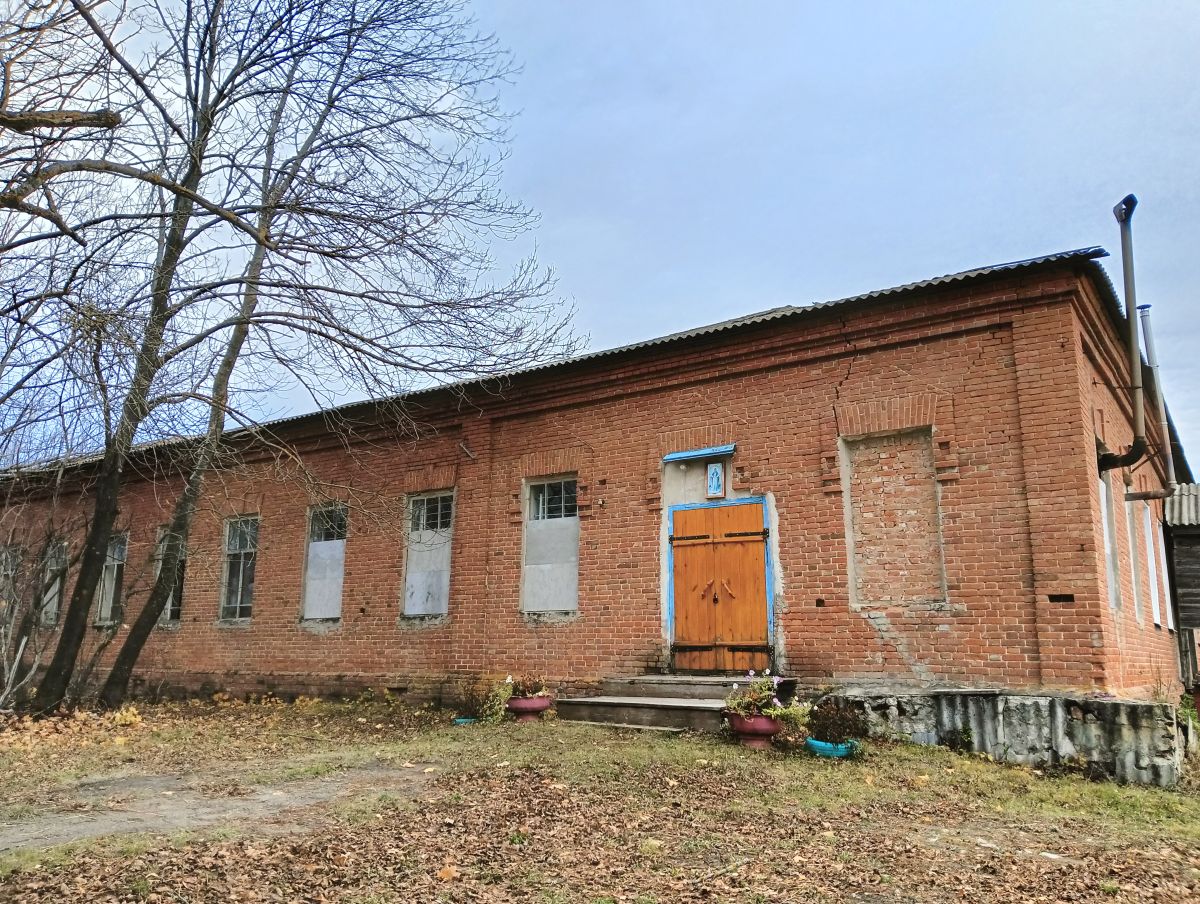 Шугурово. Молитвенный дом Покрова Пресвятой Богородицы. фасады