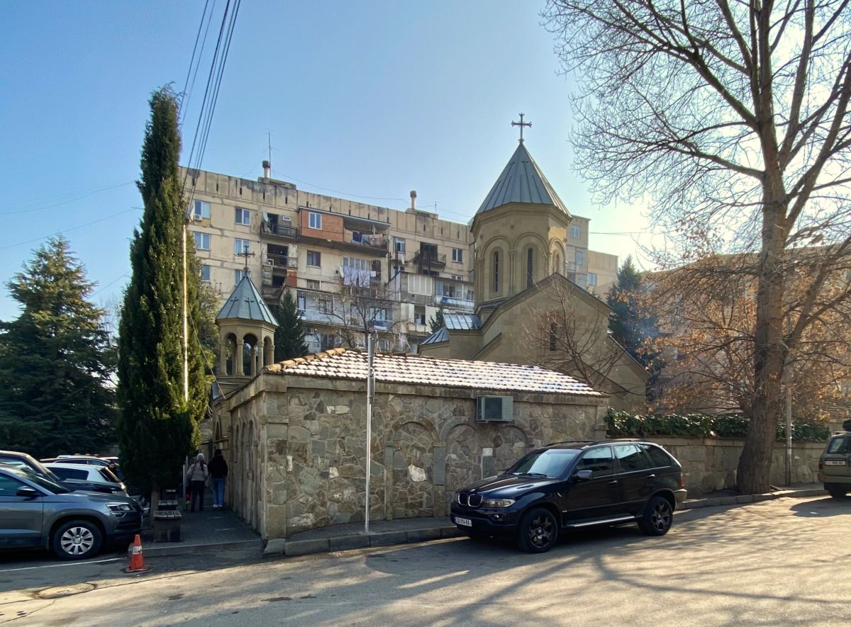 Тбилиси. Церковь Илии Пророка в Делиси. фасады, Вид с угла улиц Чхеидзе и Магалашвили