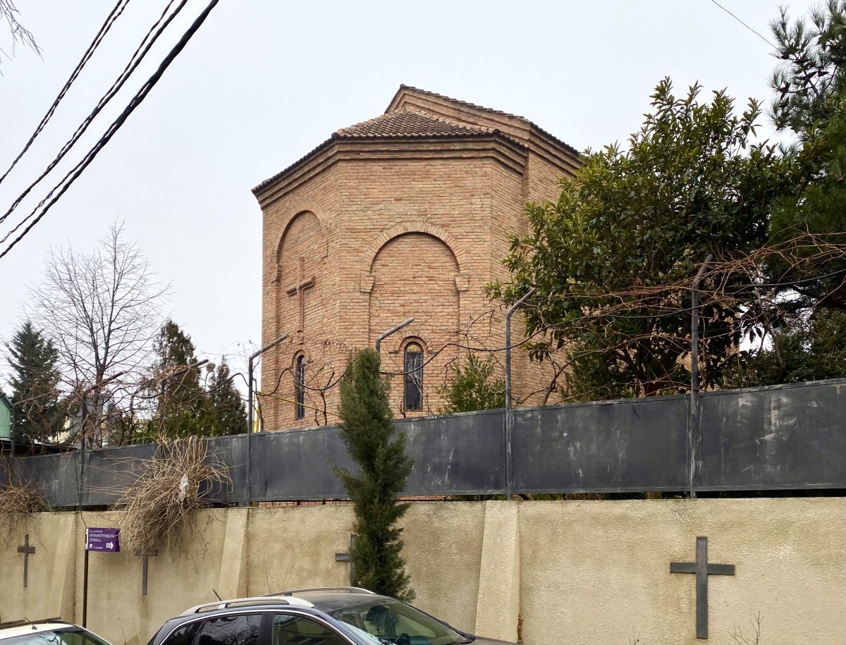 Тбилиси. Церковь Рождества Христова в Варкетили. архитектурные детали, Вид с северо-востока, из переулка