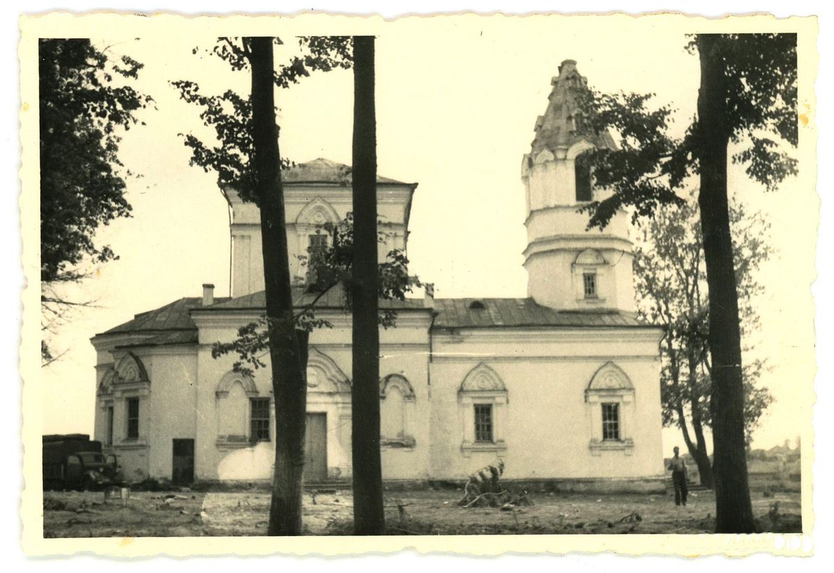 Церковь Рождества Пресвятой Богородицы, Ленино (Горецкий район, Беларусь, Могилёвская область). архивная фотография, Северный фасад. Фото 1941 г. с аукциона e-bay.de