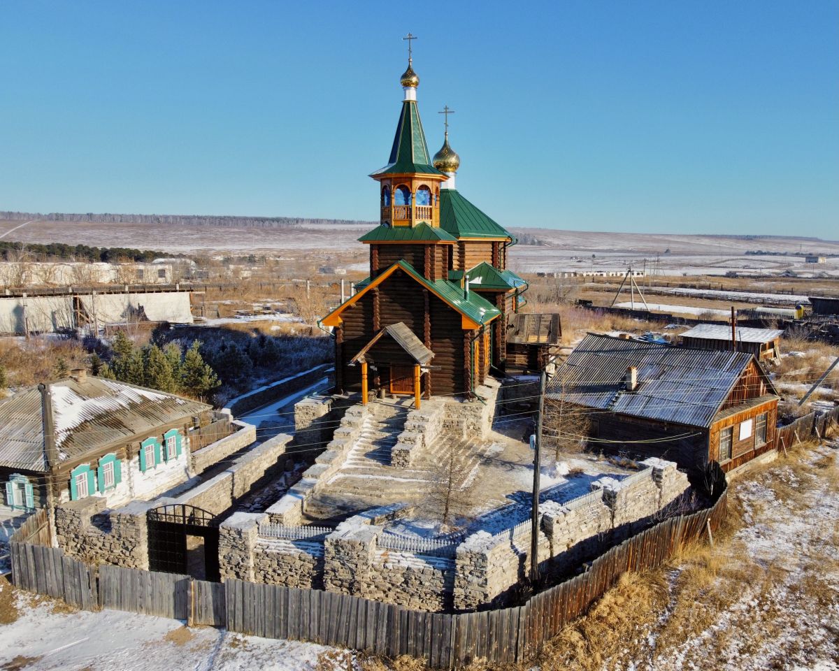 Церковь Иоанна Предтечи (новая), Буреть (Боханский район, Иркутская область). общий вид в ландшафте, Вид с ЮЗ