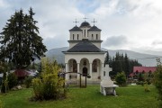 Крестовоздвиженский монастырь. Церковь Воздвижения Креста Господня - Буштень - Прахова - Румыния