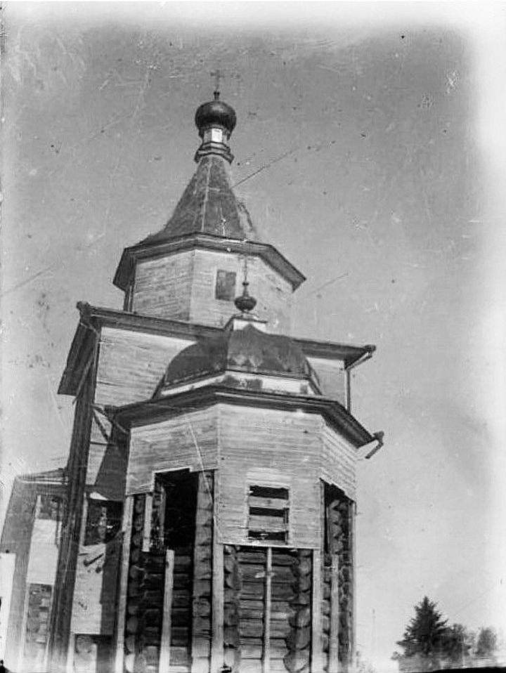 Церковь Николая Чудотворца (деревянная), Афанасьевская (Долговицкое) (Тарногский район, Вологодская область). архивная фотография,  Общий вид с восточной стороны. Фото 1940-х гг. из коллекции ГНИМА. (ГК № 52215511)