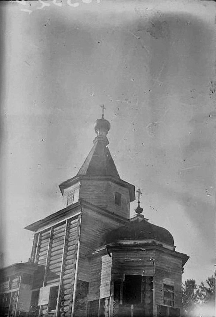 Церковь Николая Чудотворца (деревянная), Афанасьевская (Долговицкое) (Тарногский район, Вологодская область). архивная фотография,  Общий вид с юго-восточной стороны. Фото 1940-х гг. из коллекции ГНИМА. (ГК № 52215432)