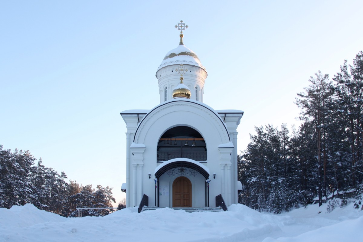 Церковь Сергия Радонежского, Большой Исток (Сысертский район (Сысертский ГО и Арамильский ГО), Свердловская область). фасады, Западный фасад