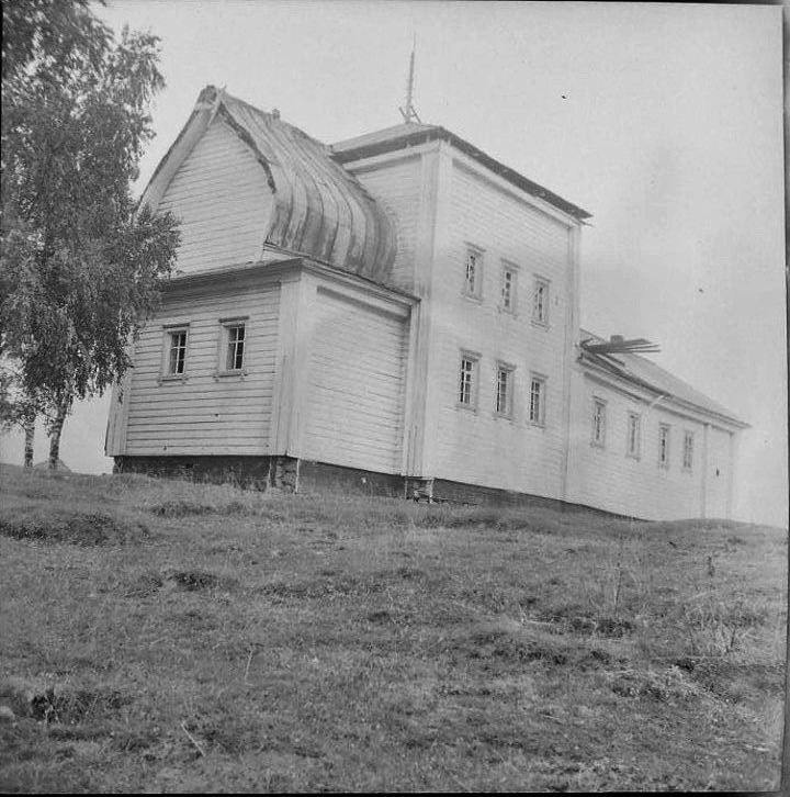 Общий вид с юго-запада. Фото Ополовникова А. В. 1950-1956 гг. из коллекции ГНИМА. (ГК № 67561409), архивная фотография. Церковь Рождества Пресвятой Богородицы (старая), Погост (Колодозеро) (Пудожский район, Республика Карелия)