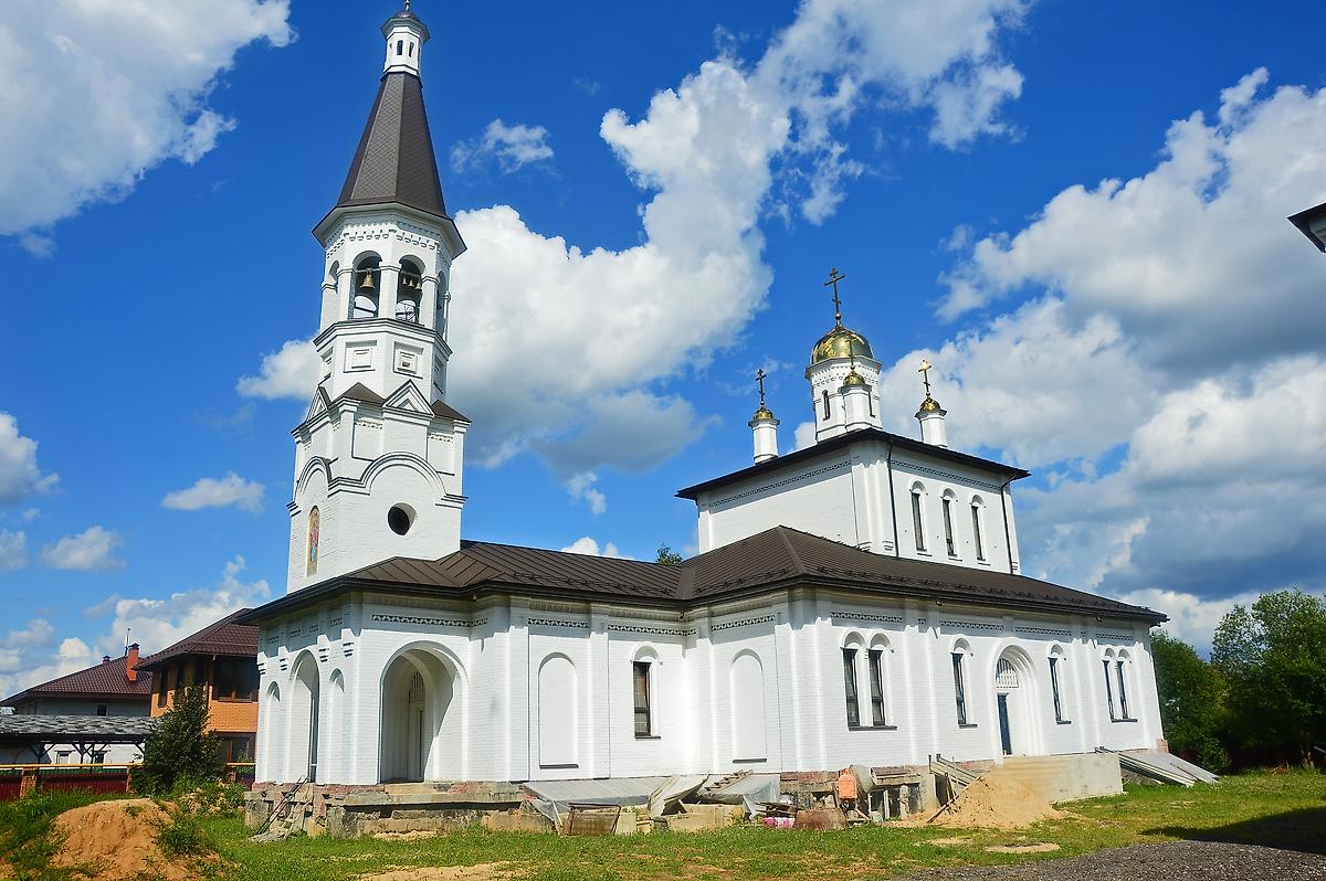 фасады. Церковь Пантелеимона Целителя (строящаяся), Львовский (Подольский городской округ, Московская область)