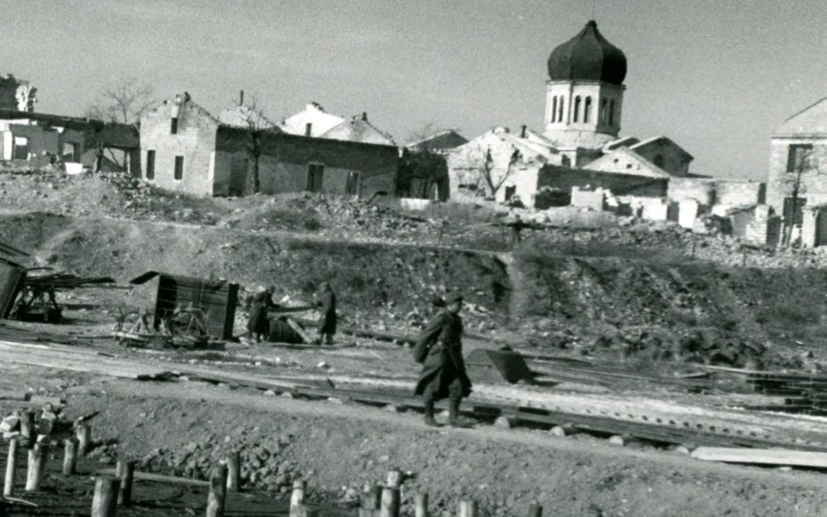 Керчь. Церковь Покрова Пресвятой Богородицы. архивная фотография, Фото 1942 г. с аукциона e-bay.de