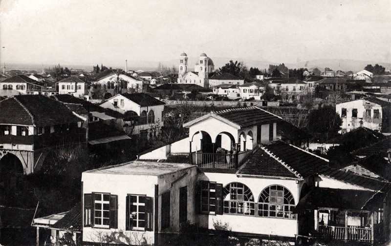 Церковь Георгия Победоносца, Мерсин (Мерсин, Турция). архивная фотография, Храм в ландшафте города. Тиражная почтовая открытка 1910-х годов