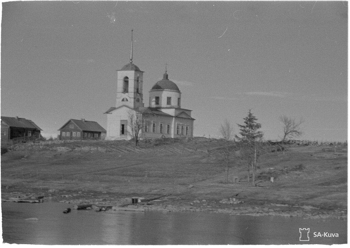 Церковь Николая Чудотворца, Иваньково, урочище (Подпорожский район, Ленинградская область). архивная фотография, Фото 1942 г. Финский архив фотографий военного времени, http://sa-kuva.fi