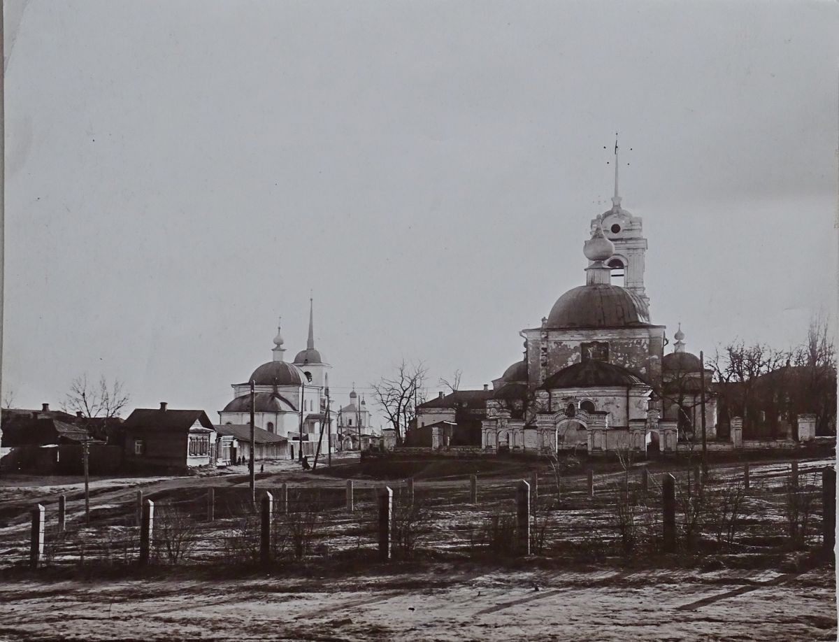 Храмовый комплекс. Собор Успения Пресвятой Богородицы и церковь Троицы Живоначальной, Волгоград (Волгоград, город, Волгоградская область). архивная фотография, Фото 1932 г. из фондов Волгоградского областного краеведческий музея. (ГК № 48172870)