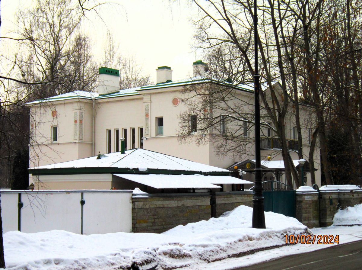 Церковь Тихвинской иконы Божией Матери в резиденции Петербургских митрополитов на Каменном острове, Петроградский район (Санкт-Петербург, г. Санкт-Петербург). фасады