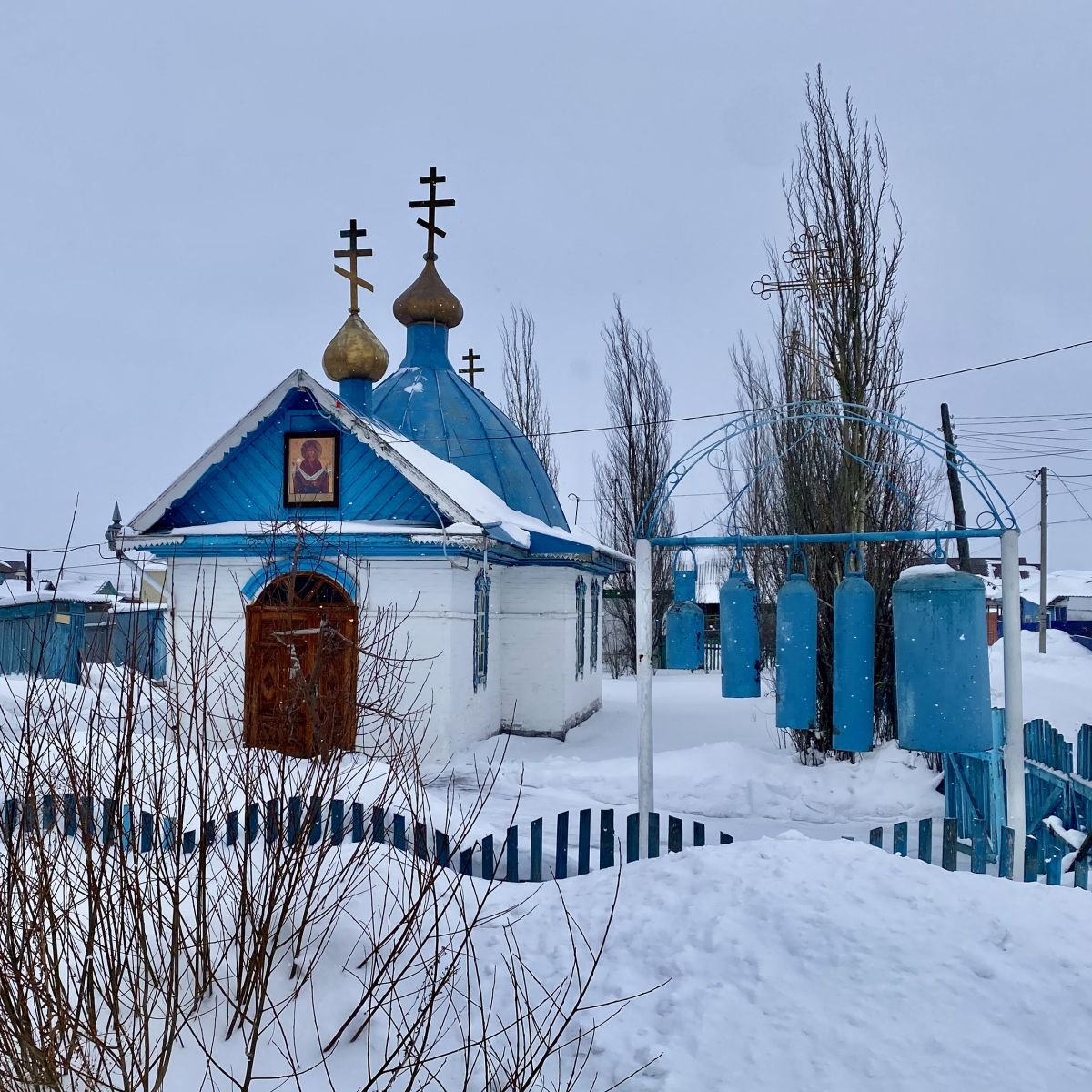Церковь Покрова Пресвятой Богородицы, Марьяновка (Марьяновский район, Омская область). фасады, Вид с ул Национальная