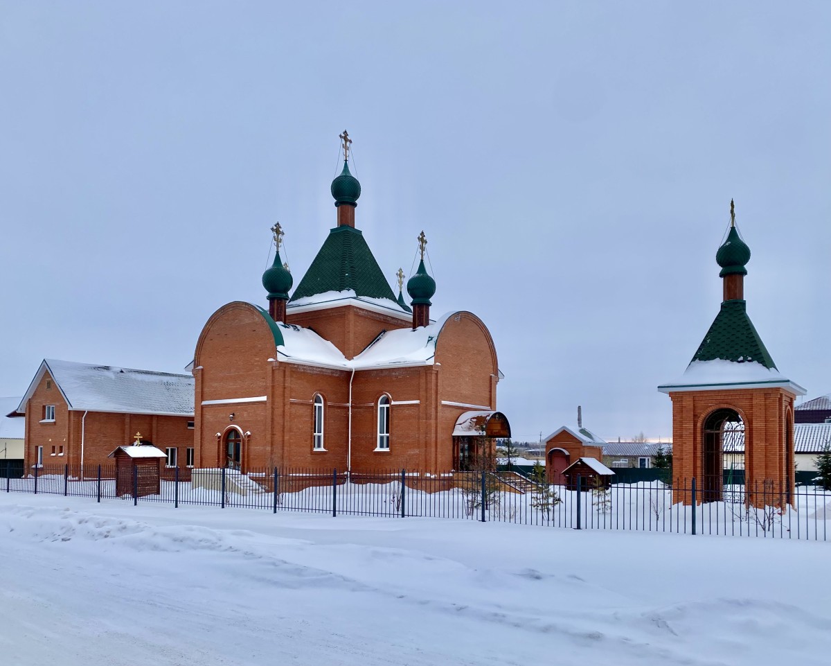 Розовка. Церковь Симеона Верхотурского. фасады, Вид с СЗ