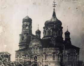 Крестниково. Церковь Троицы Живоначальной