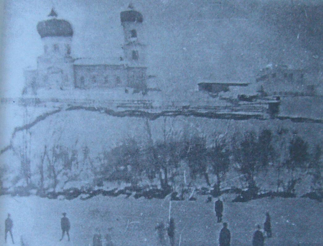 Вязовка. Церковь Казанской иконы Божией Матери (старая). архивная фотография, 1910. Источник: saratovregion.ucoz.ru/region/b-karabulakskiy/viazovka.htm