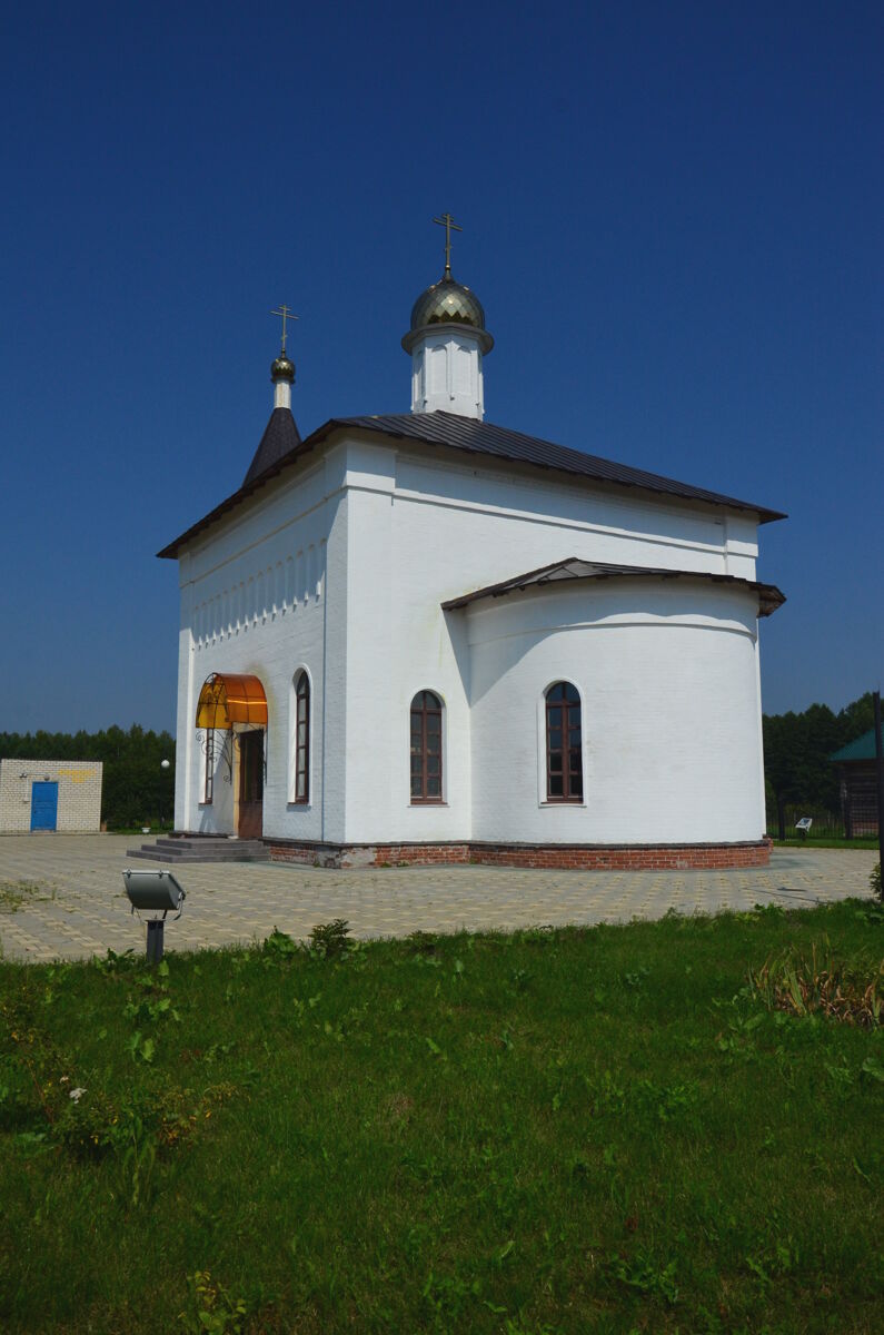 Церковь Антонины мученицы (новая), Журиничи (Брянский район, Брянская область). фасады