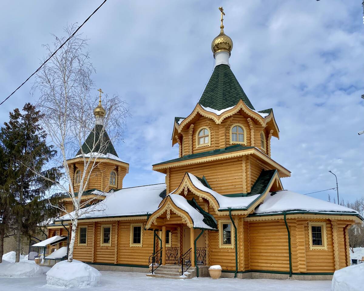 Церковь Петра и Февронии Муромских, Омск (Омск, город, Омская область). фасады, Южный фасад