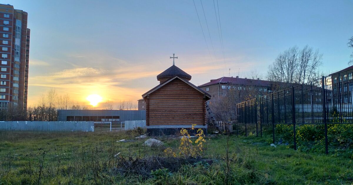 Церковь Георгия Победоносца при Сибирском кадетском корпусе (временная), Новосибирск (Новосибирск, город, Новосибирская область). фасады, Вид с востока