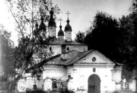 Слободской. Крестовоздвиженский монастырь. Церковь Введения во храм Пресвятой Богородицы