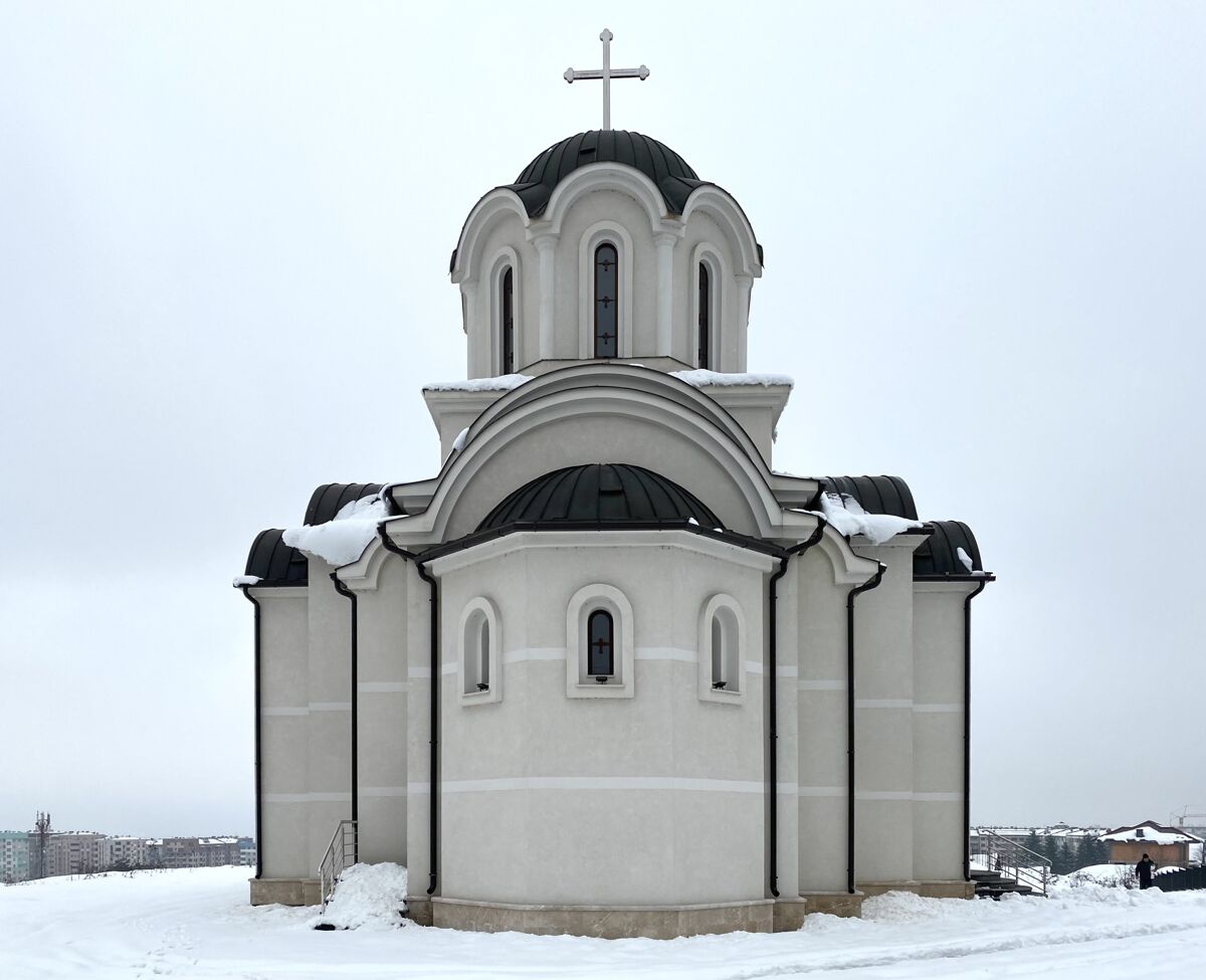 Церковь Варнавы Хвостанского, Сараево (Босния и Герцеговина, Прочие страны). фасады, Вид с востока