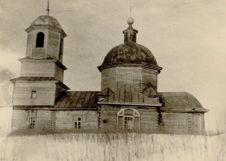 Церковь Михаила Архангела, Вышний Даймин (Золотухинский район, Курская область). архивная фотография, Фото 1950-х гг. Госкаталог 14041488. Курский областной краеведческий музей 